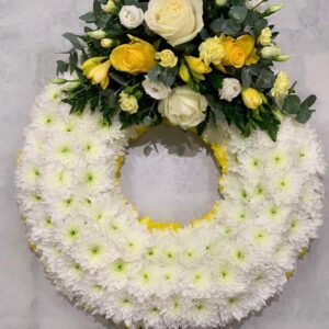 Based Yellow Wreath