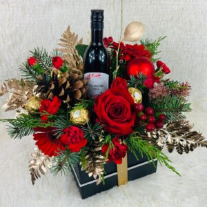 Luxury Hatbox with Wine and Ferrero Rocher