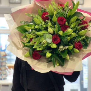 Luxury Lily & Rose Hand-Tie